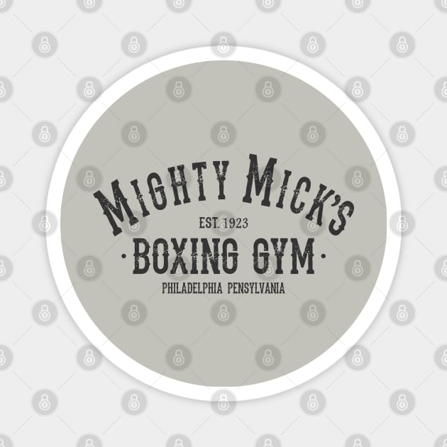 Mod.5 Mighty Mick's Boxing Club Magnet by parashop